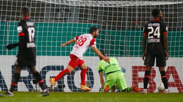 1616509759070086066.jpg 华体会在线登录-给博斯3个月自救未果,勒沃库森向足协租教练救火