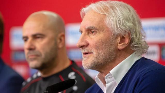 1616510100463066894.jpg 华体会在线登录-给博斯3个月自救未果,勒沃库森向足协租教练救火